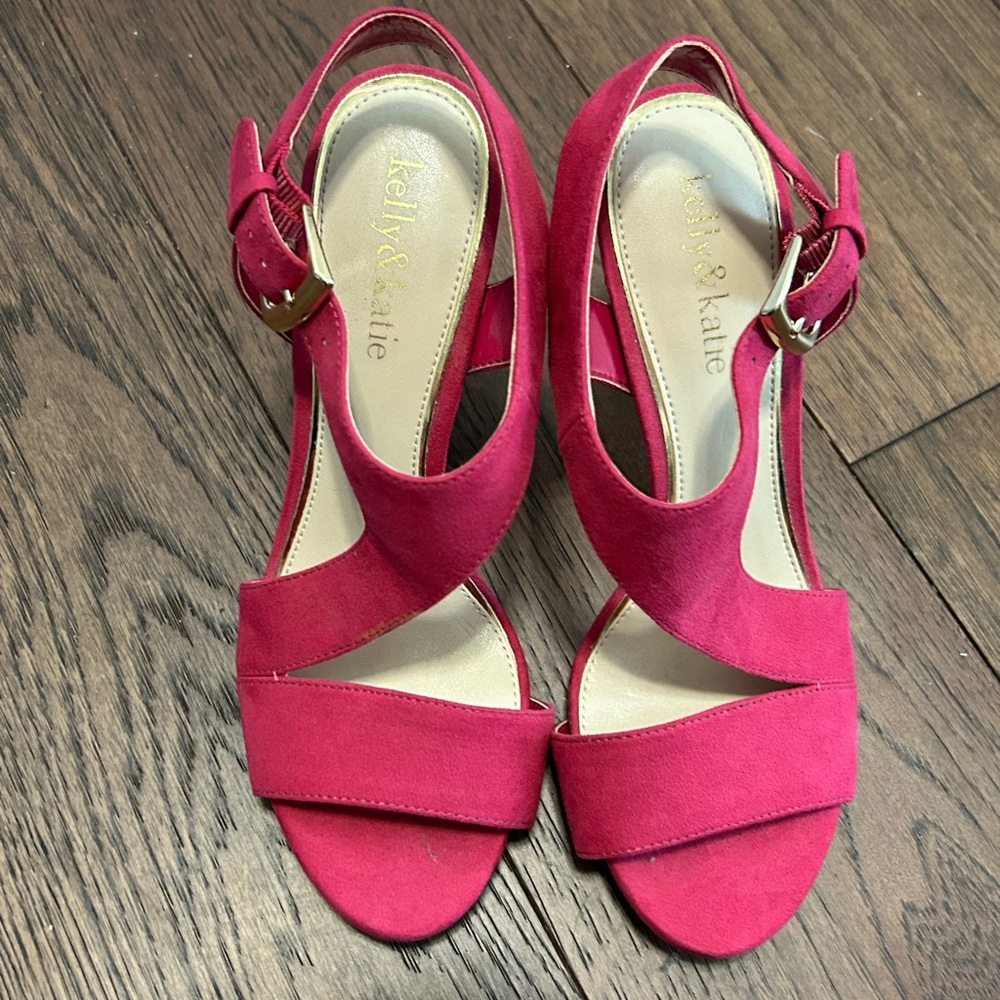 Kelly & Katie Fuchsia Strappy Heels